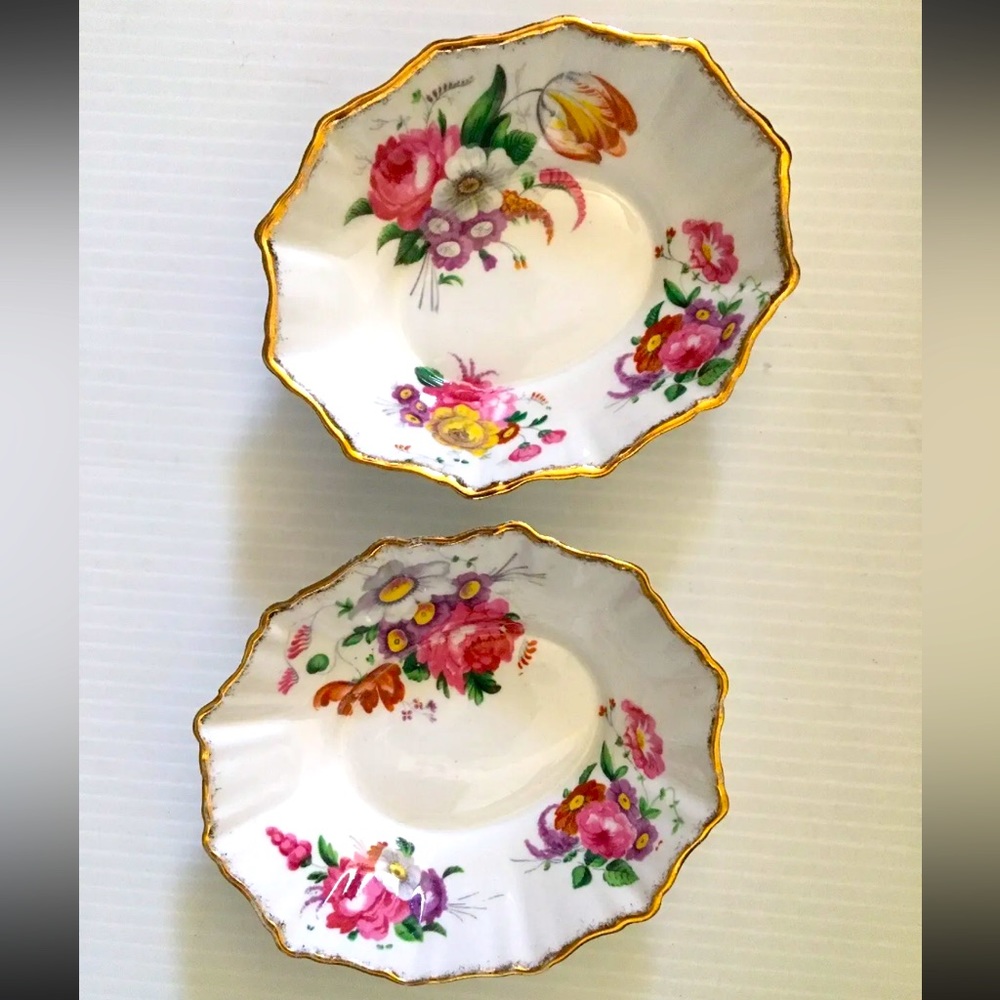 Royal Albert Candy Nut Trinket Soap Dish Bone Elegant Vintage Design LADY ANGELA